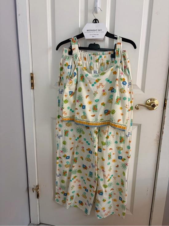 T.J.Maxx Pants - Summer Floral & Sun Print set